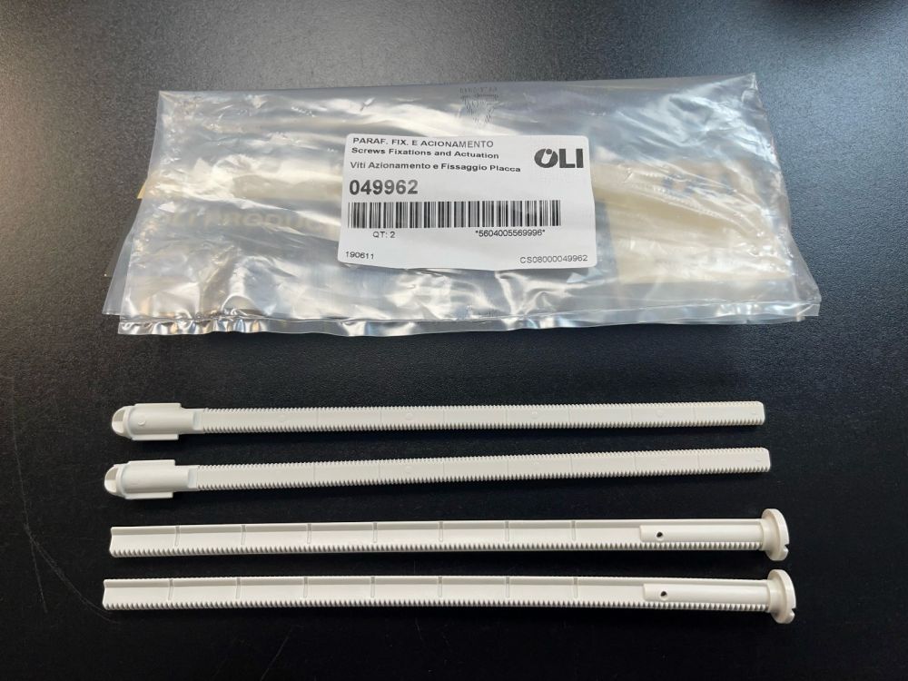 Oli  / Oliver Inox Flush Plate Push Sticks  049962 MTSh084C
