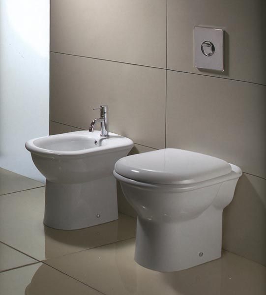 GSI Avant Toilet Seat and Cover Soft close