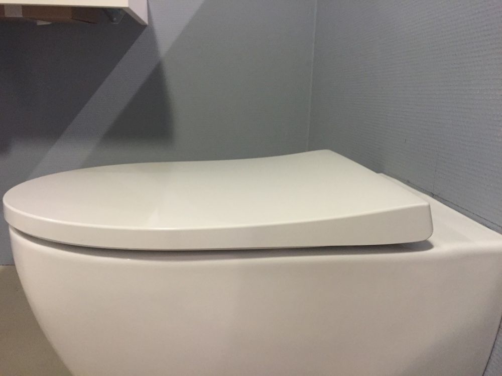 Sphinx 345 toilet seat Slim Seat with Softclosing/Soft Close S8H51206000