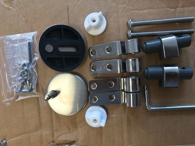 Universal Toilet Seat Hinges for Square  Round and D shaped Toilet Seats 7K1201 KIT CHARN. CLIP 2014  902562 WAT 03